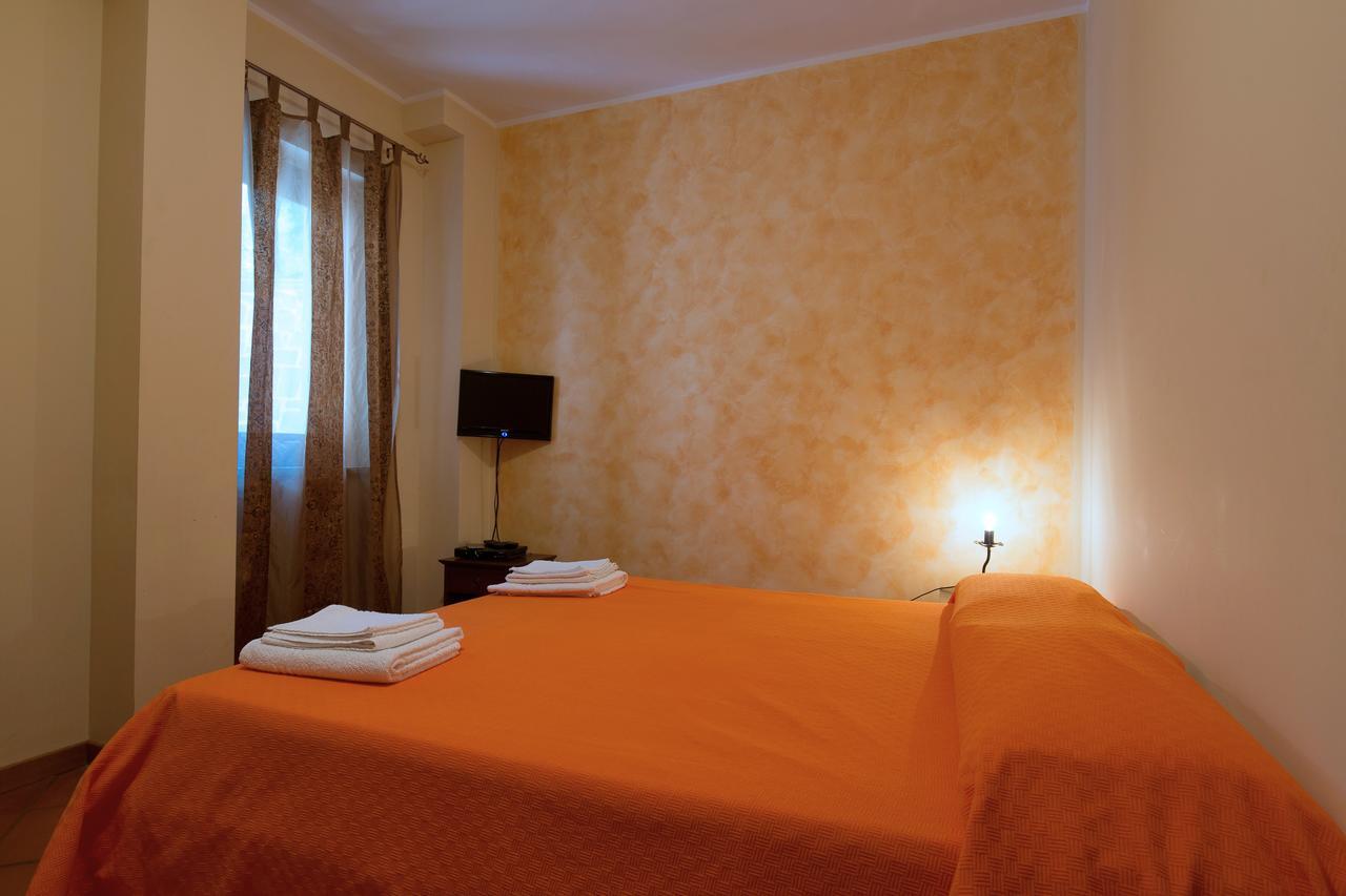 Turismo Rurale Il Sole Villa Sant'Angelo di Brolo Room photo